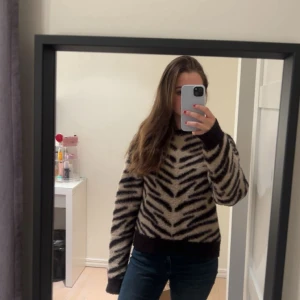 tröja med zebramönster - Jätte fin tröja ❤️❤️❤️❤️