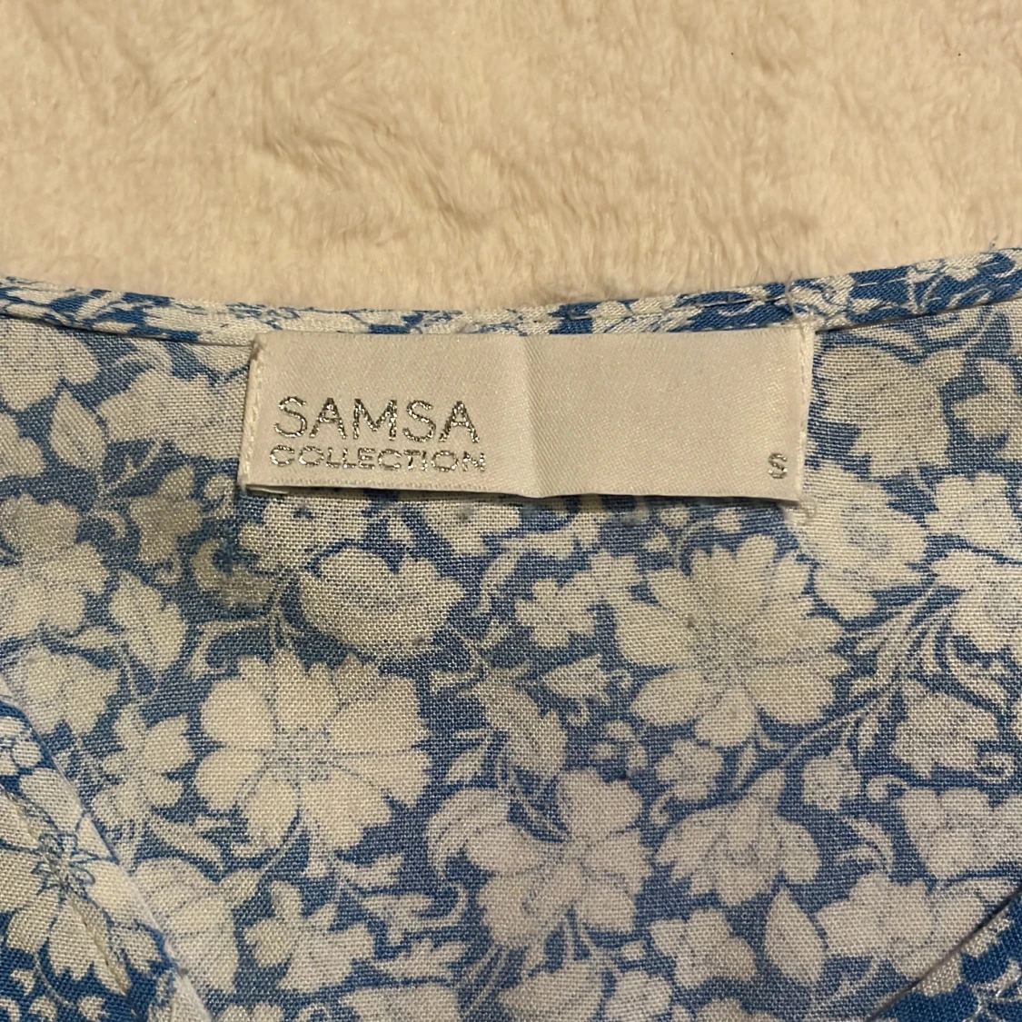 Blommig blus från Samsa Collection - 1