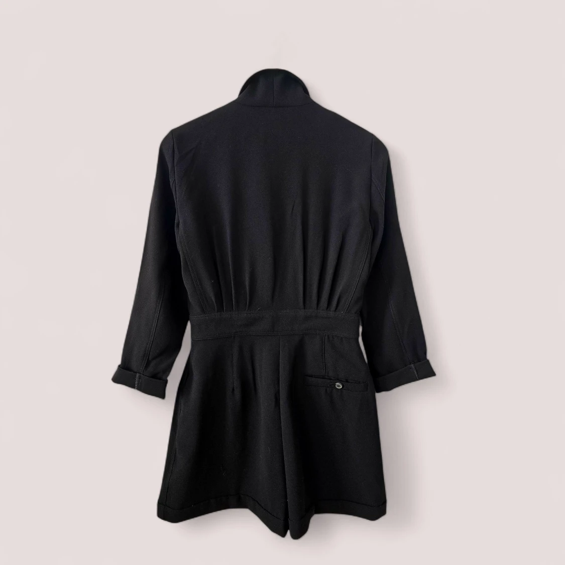 Svart kort jumpsuit från Zara Woman - 2