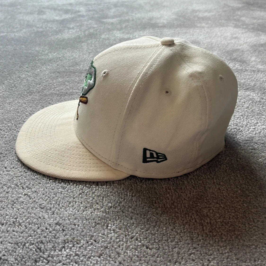 Vit keps från new era - 1