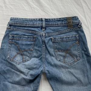 Low waist bootcut jeans - Low waist bootcut jeans köpta second hand💕 Passar mig som är ca 165💗 