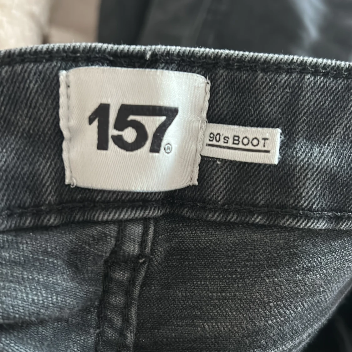 Svarta bootcut jeans från 157 - 3
