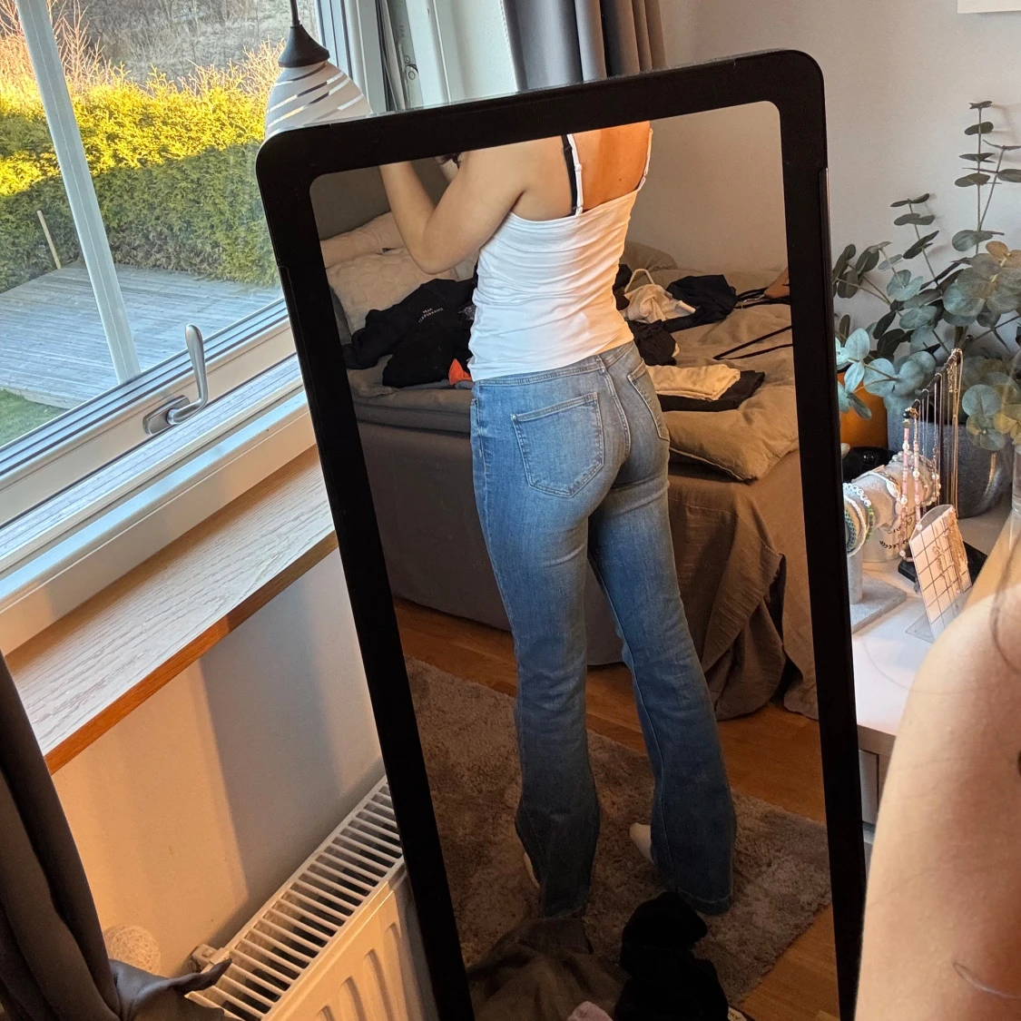 Blå jeans med hög midja - 1
