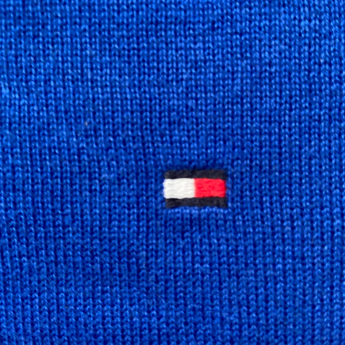 Blå tröja från Tommy Hilfiger - 2