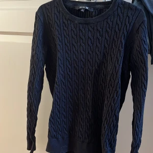 Ribbad - Ribbad tröja! Pris diskuterbart ❤️