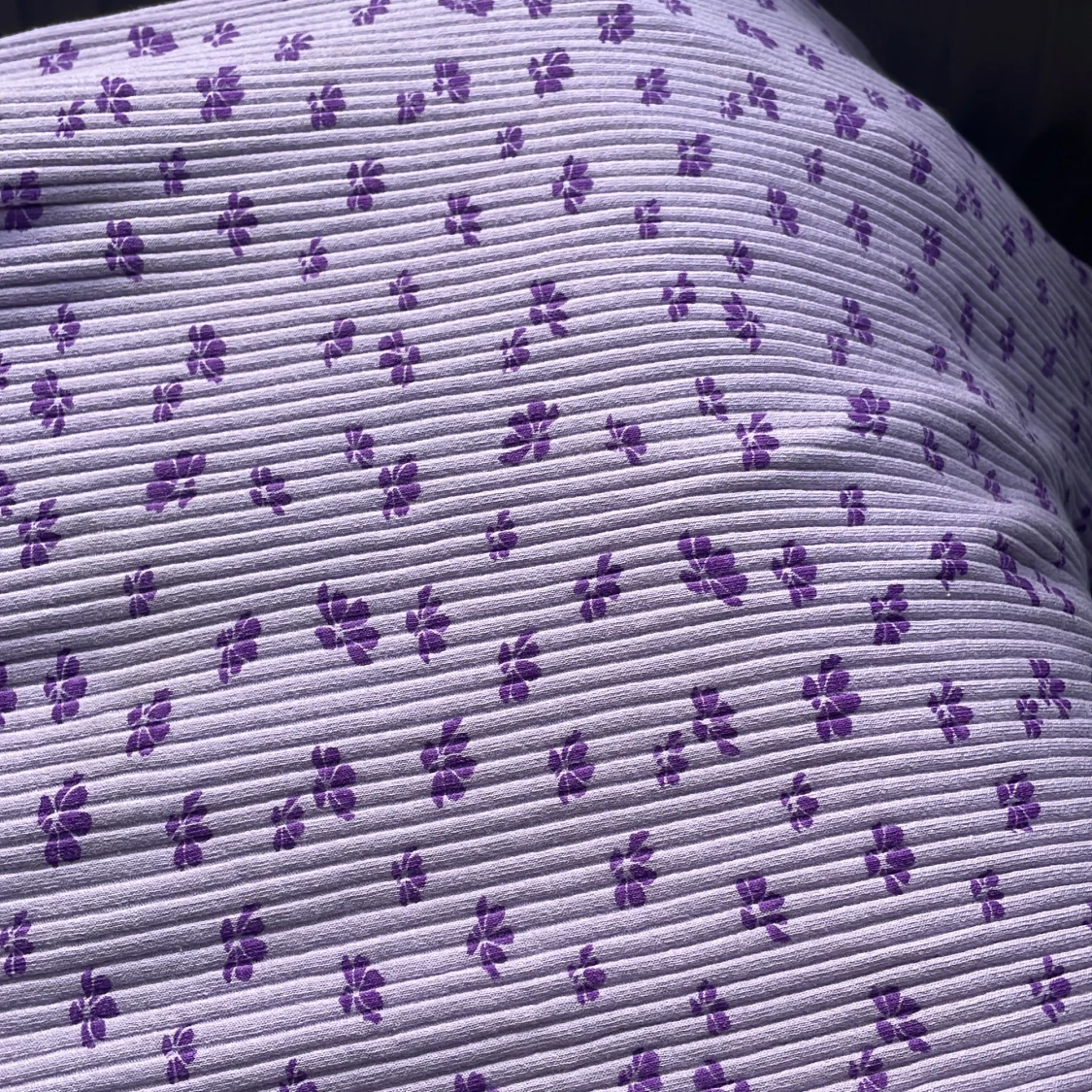 Ljuslila blommig klänning Stories XS - 3