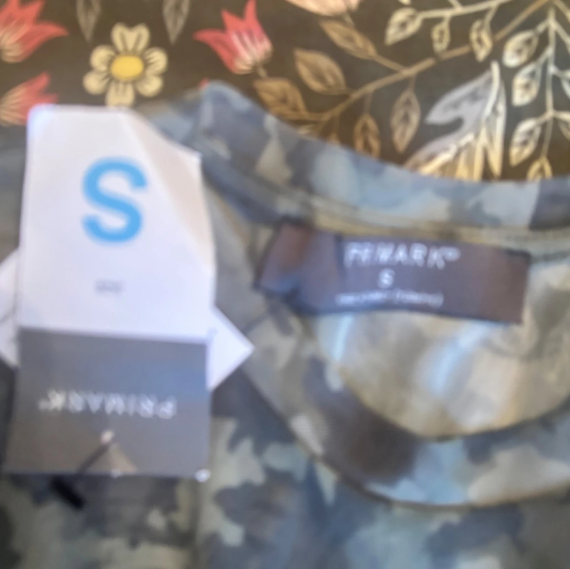 Camo långärmad tröja från Primark - 1