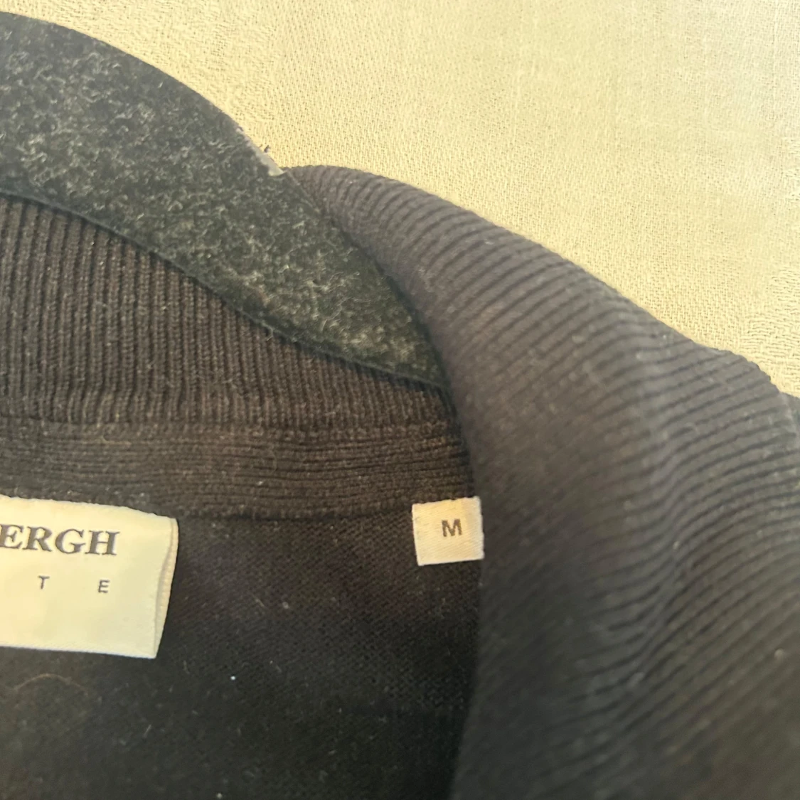 Svart half zip tröja från Lindbergh - 2