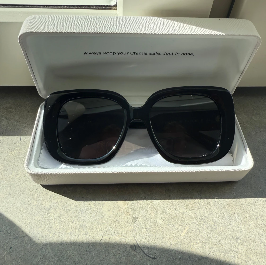 Svarta CHIMIS nr 10 - 1