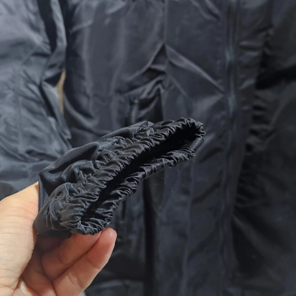 Svart vindjacka från VLNT NY - 3