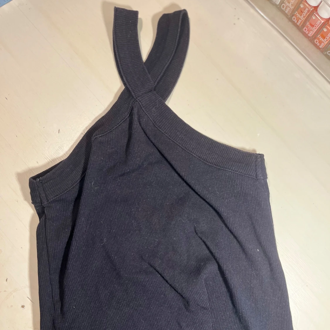 Svart ribbad halterneck topp från H&M