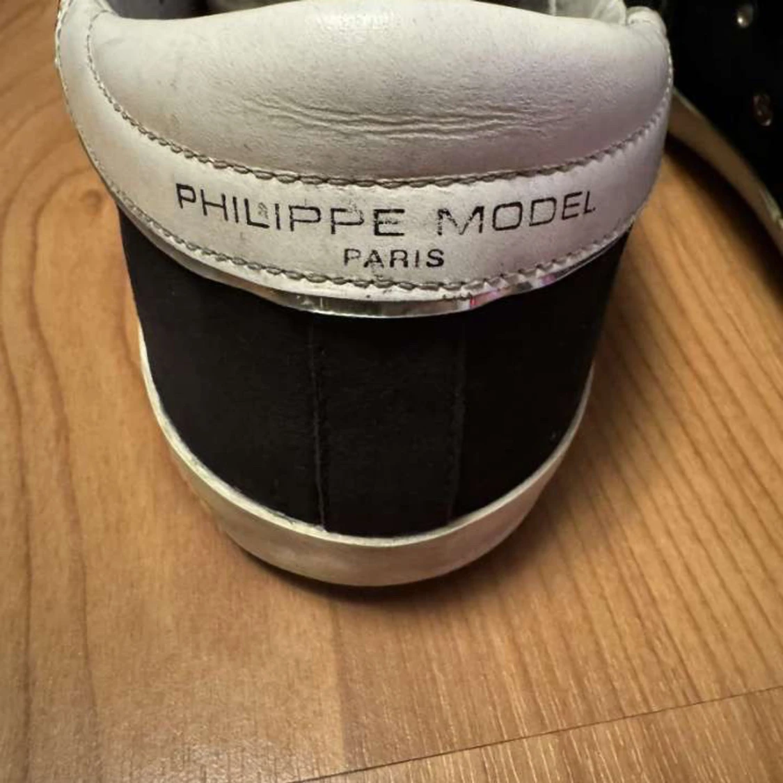 Svarta sneakers från Philippe Model - 4