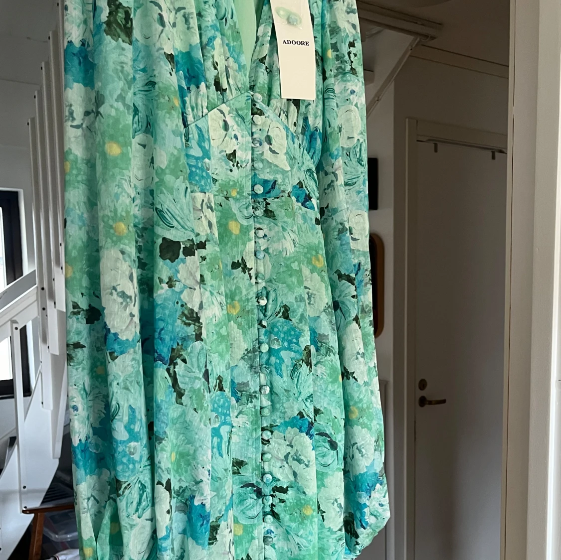 Blommig långklänning från Adoore