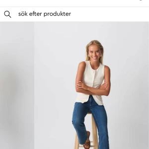 Jeans - Gina jeans storlek 36 nästan nya och finns ej på hemsidan❤️