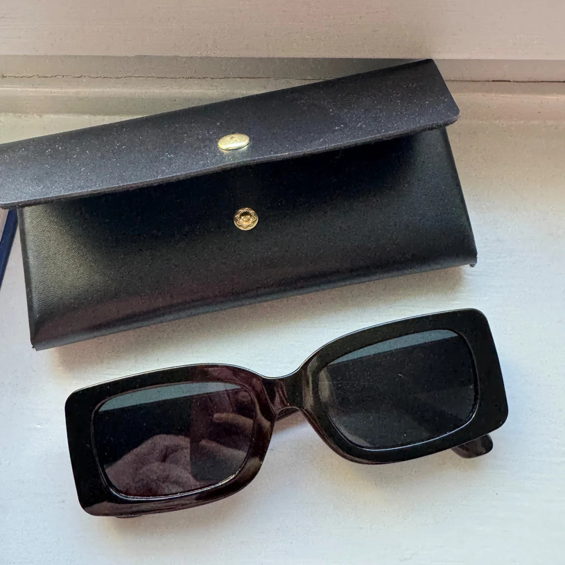 Svarta trendiga solglasögon - 1