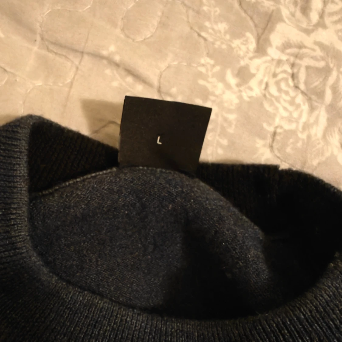 Mörkblå tröja från Boss - 2