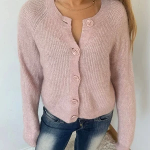 Rosa kofta lindex💖🥹 - Såå mysig