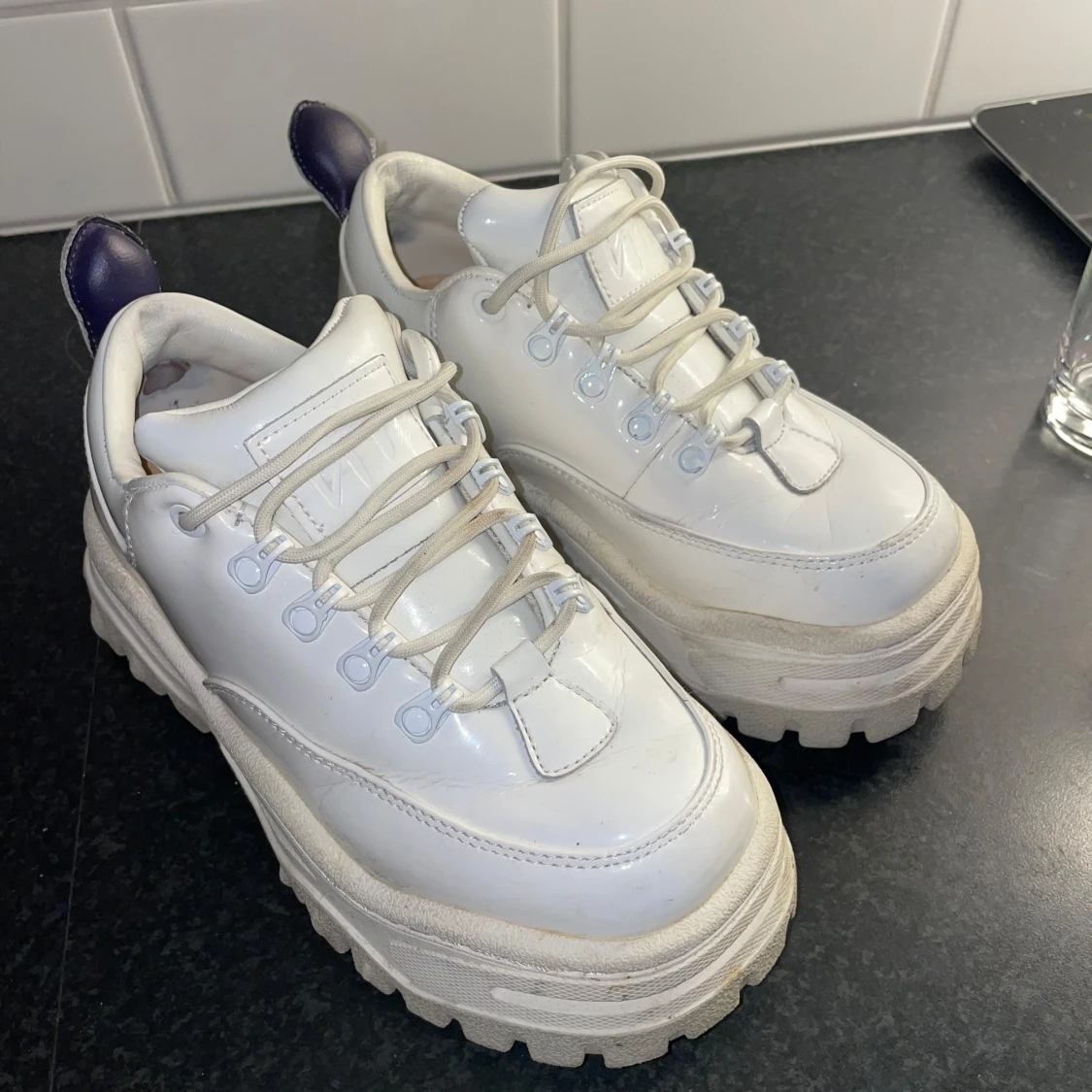 Eytys Angel vitbeiga 36