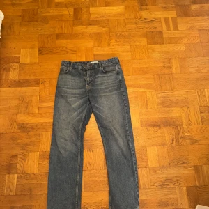 Just junkies Jeans - Klassiska Just junkies jeans. Nypris ca 600kr. Straight fit