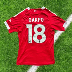 Gakpo Liverpool 25/26  - Gakpo Liverpool 25/26 🇳🇱  🔹 Storlek: S🔹 Skick: 10/10 Helt ny med tags kvar 🔹 Player version  💬Skriv vid frågor eller funderingar 