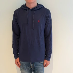 Ralph lauren hoodie  - Köp sker nu via ricodelluxury.com  