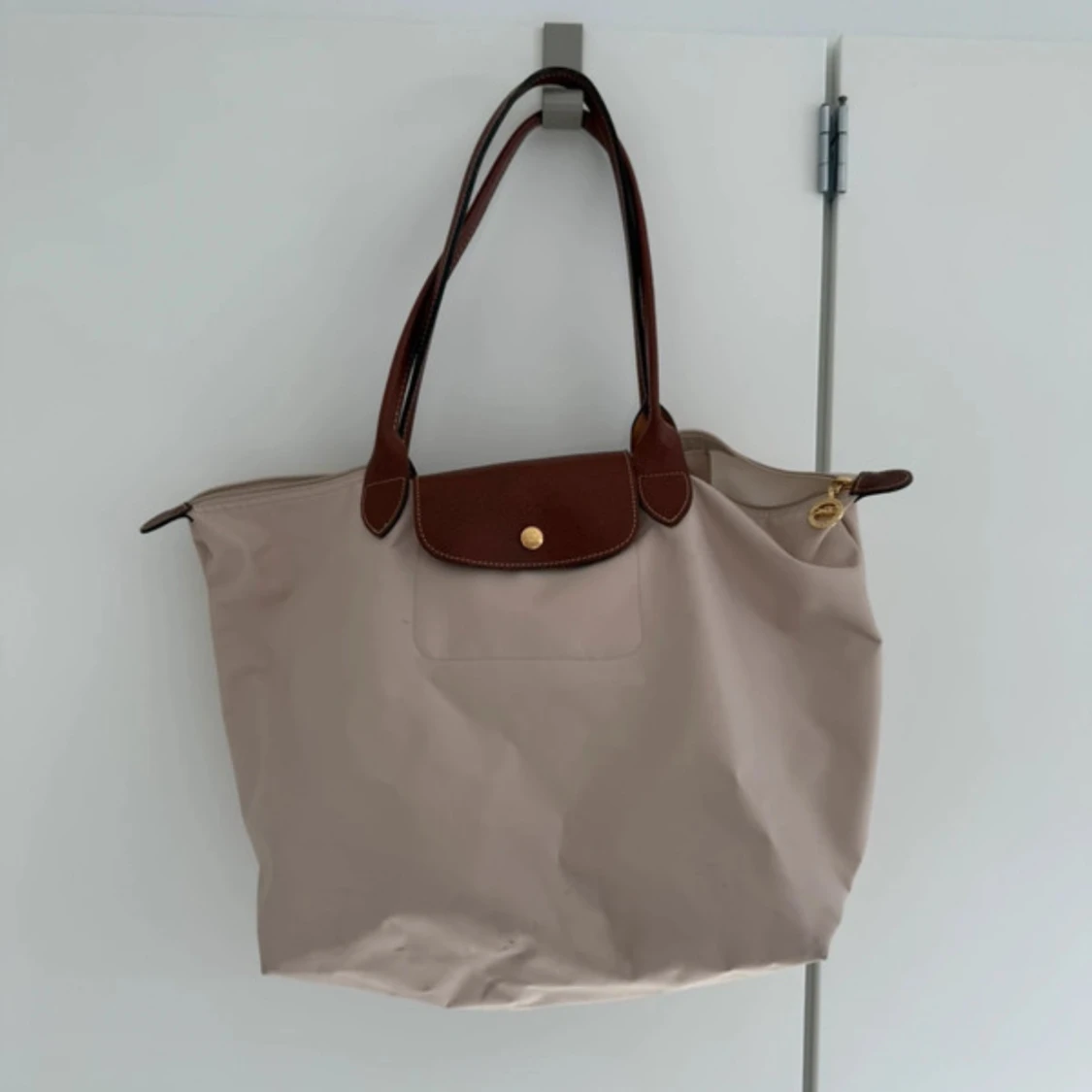 Beige shoppingväska från Longchamp - 1