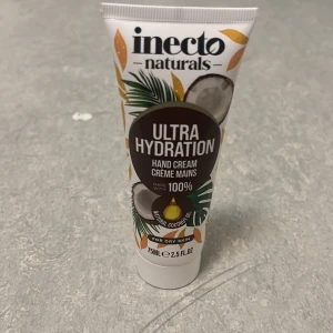 Inecto Ultra Hydration handkräm - Handkräm, 75 ml tub. Använd några gånger bara. Den känns inte bra på mina händer. Använder för det mesta  bara krämer från apoteket numera