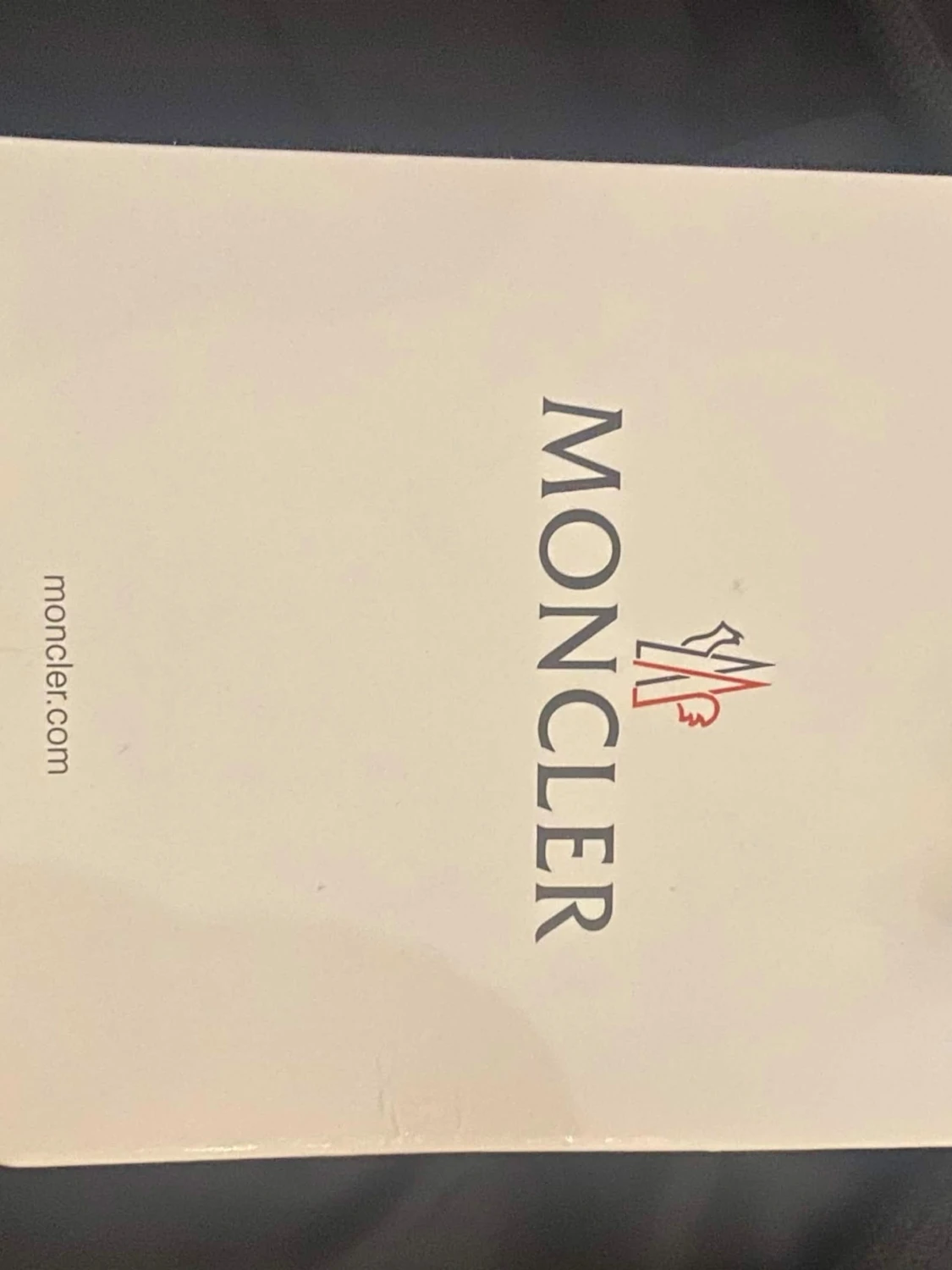 Svart vindjacka med huva från Moncler - 3