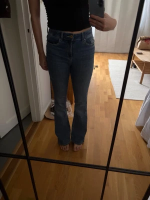jeans från veromoda  - säljs då de inte kommer till användning längre