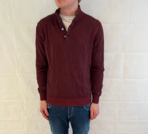 Massimo Dutti Sweater Wine Red Men's - Vinröd stickad tröja från Massimo Dutti i mycket gott begagnat skick.