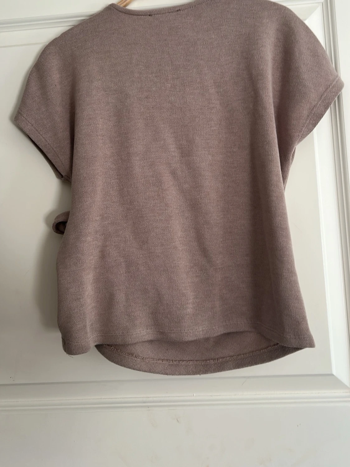 En beige Zara tröja - 1