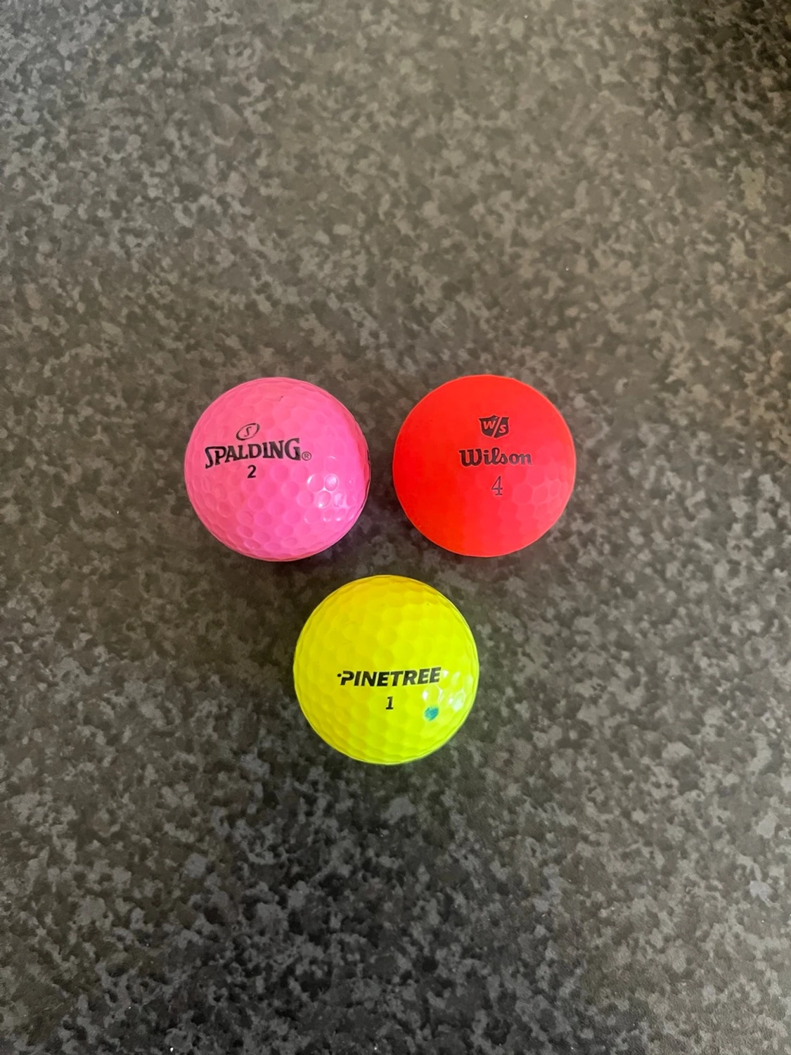 Färgglada golfbollar i mixade märken - 1