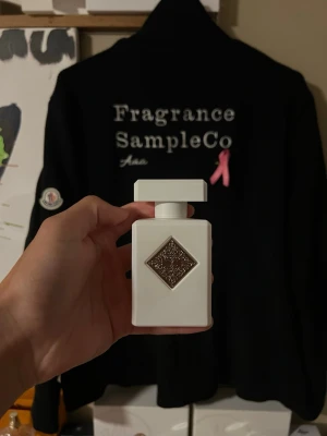 Initio Rehab - Säljer nu en initio rehab, detta är en 90ml dock har den 45ml kvar, kommer med lådan och kvittot
