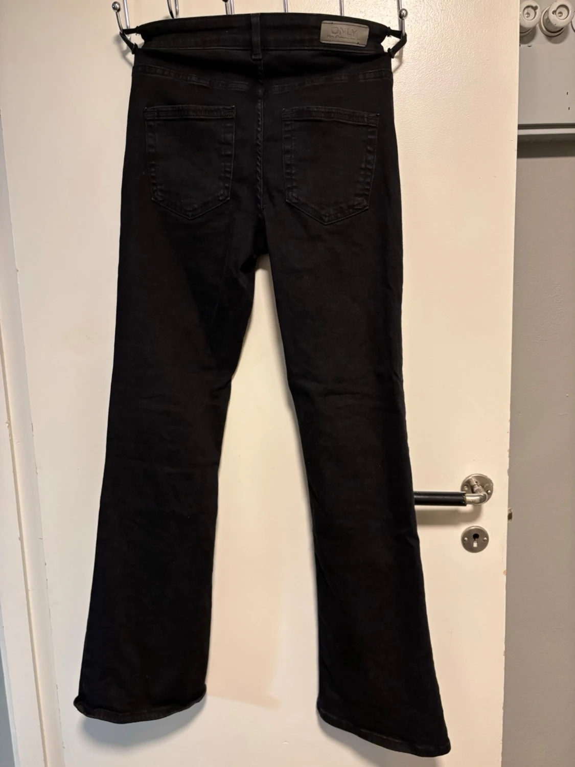 Svarta bootcut jeans från ONLY - 2