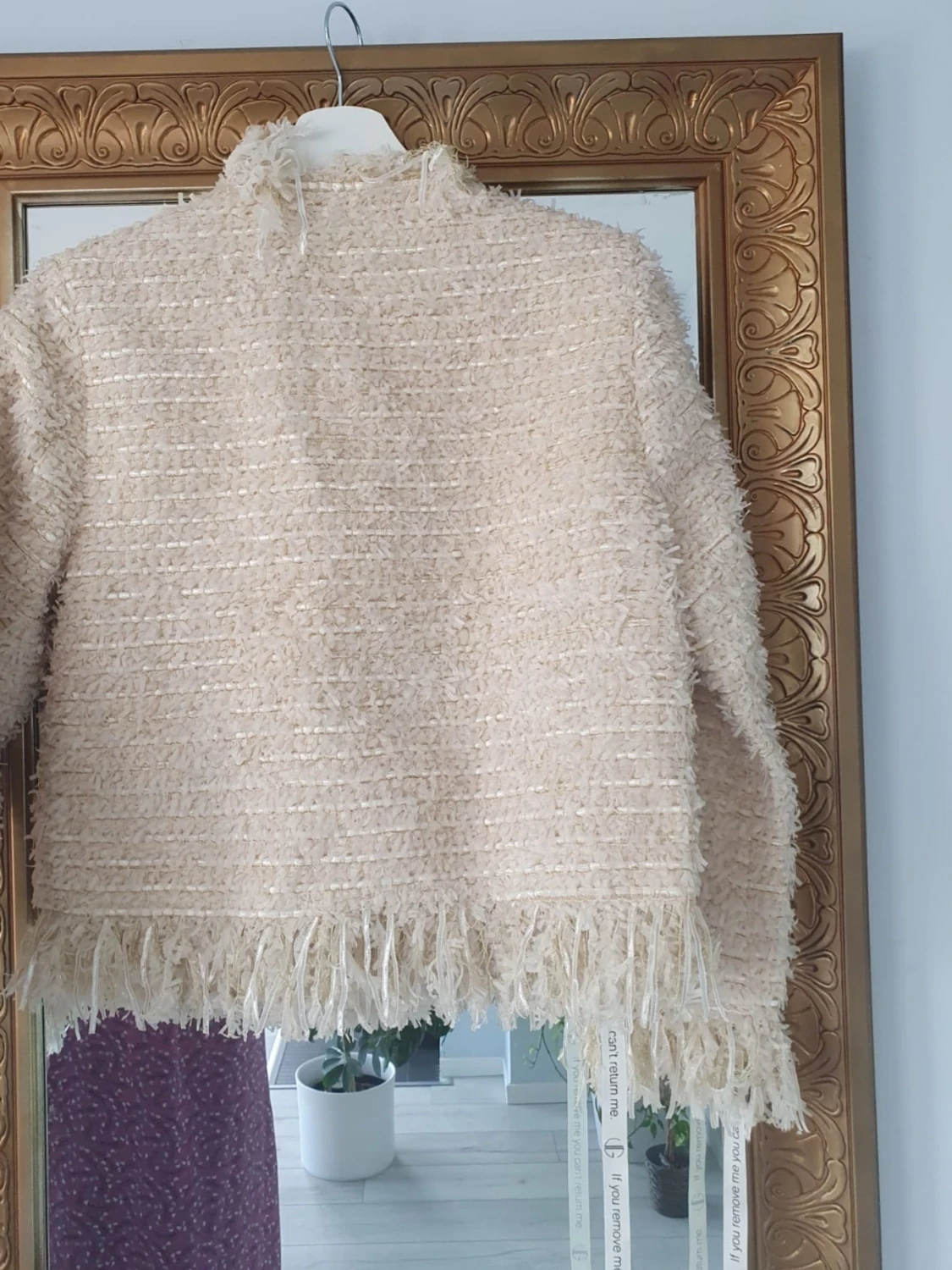 Beige bouclé cardigan med fransar - 1