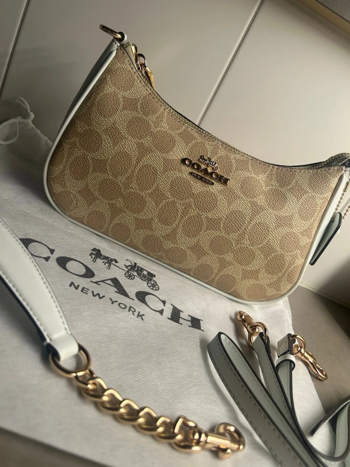 Coach Teri Signature Canvas - 1