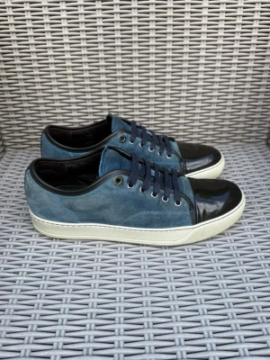 Lanvin Cap Toe - Lanvin Cap Toe || Storlek UK6 EU40 (passar något större) || Skorna är i bra skick || Tveka inte på att höra av dig vid frågor eller funderingar 