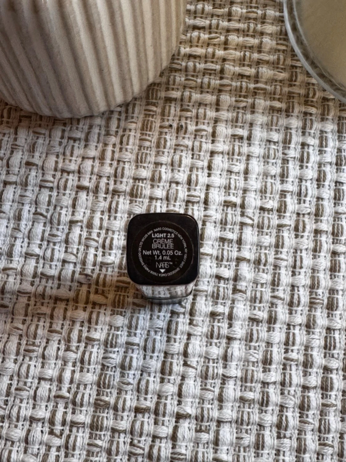 NARS flytande concealer ljus nyans - 2