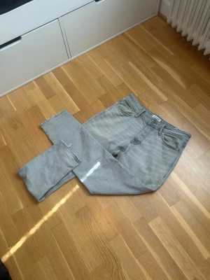 Jack & jones jeans - Gråa jack&jones jeans