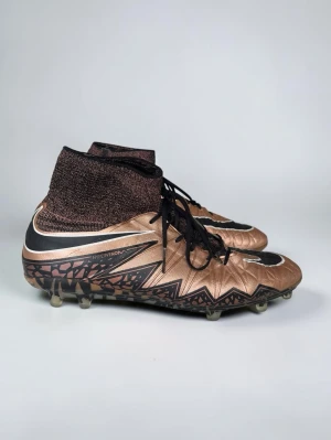 Nike hypervenom Brons - Nike brons hypervenoms i nyskick som neymar brukade spela i storlek 44