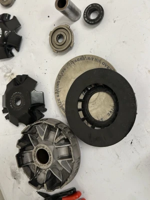 Stage 6 r/t oversize variator  - En oversize variator Stage 6 r/t i bra skick man får me allt utom tryckfjäder och vikter 
