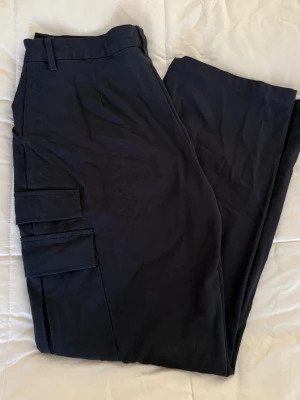 Cubus cargo stretch strl.42 - Som nya