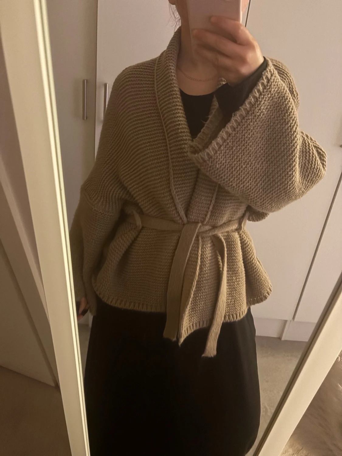 Beige oversized stickad kofta - 2