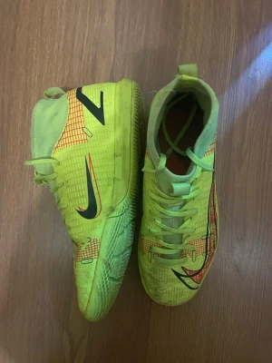  Nike Inomhusskor  - Hej storlek 37