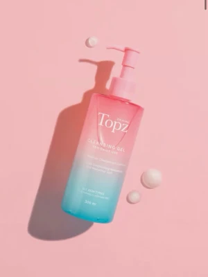 Topz  hudvård  - Topz Hydration Toner (130 ml) och Daily cleansing gel (300 ml) säljes båda tillsammans och finns mycket kvar i flaskorna. De har användts några gånger men säljes då de ej passade mig 