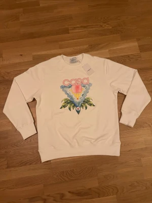 Casablanca hoodie - Säljer min Casablanca hoodie i size L, aldrig använd. Hör av er om några frågor🙌