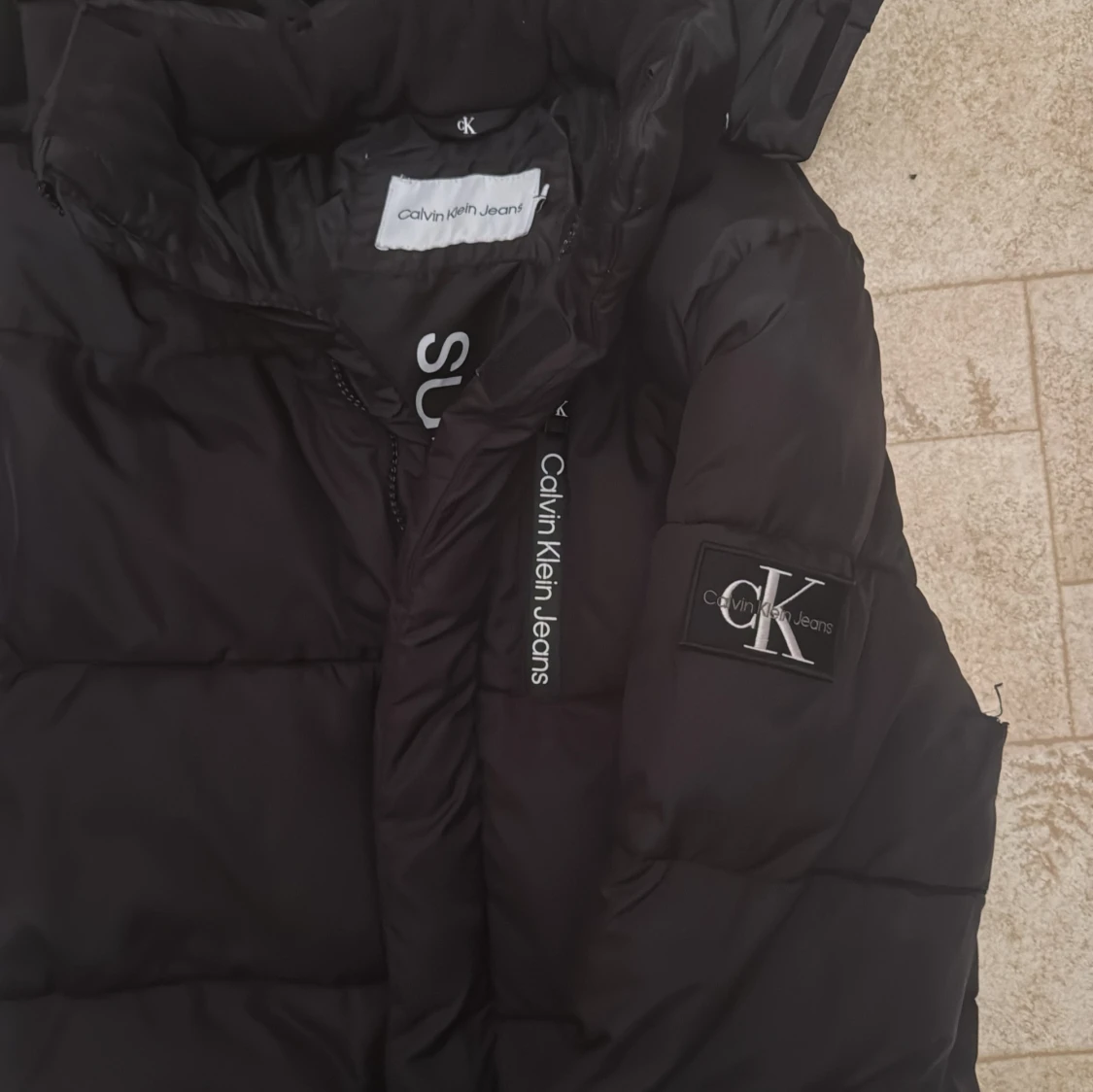 Svart pufferjacka från Calvin Klein Jeans - 91