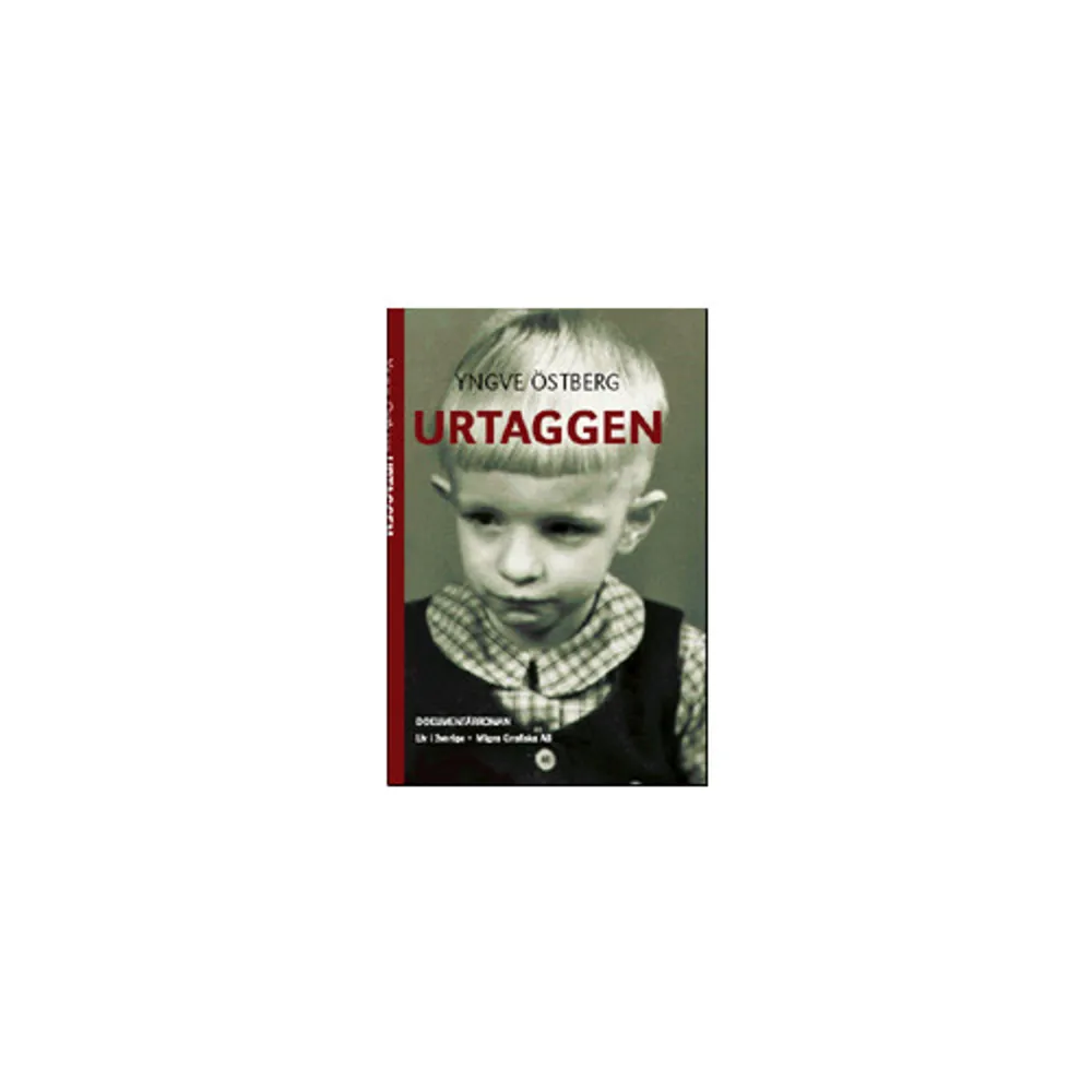 Fy en sån ful unge! En vackrare välkomsthälsning hade han väl kunnat få, ungen som kallades Urtaggen. Han kom till världen på 1920-talet i en familj där pappan slet som flottare på Dalälven och där mamman, kuvad och utan förmåga att visa kärlek, fick honom att känna sig udda och utanför. Författaren Yngve Östberg föddes 1923 i Österfärnebo socken. Varför var de så hårda mot honom och varför var stämningen mellan föräldrarna så kärlekslös? Stämde det som hans mamma sa att han bara var en fosterunge? Hur kunde pappan, känd som glad och sällskaplig bland sina arbetskamrater, vara en sådan tyrann i hemmet? Och varför kunde inte mamman försvara pojken utan snarare bygga på rädslan inför vad som skulle hända när pappan kom hem från arbetet. Frågorna får aldrig några svar, och så småningom mildras förhållandena, det finns stunder av närhet mellan den unge pojken och pappan. Men den bittra smaken från barndomen försvinner inte och författaren kommer att brottas med frågorna under resten av sitt liv. Yngve Östberg dog precis när boken skickats till tryckeriet och fick aldrig se sin bok i tryck.    Format Inbunden   Omfång 205 sidor   Språk Svenska   Förlag Migra Förlag   Utgivningsdatum 2005-06-30   ISBN 9789197461726  . Böcker.