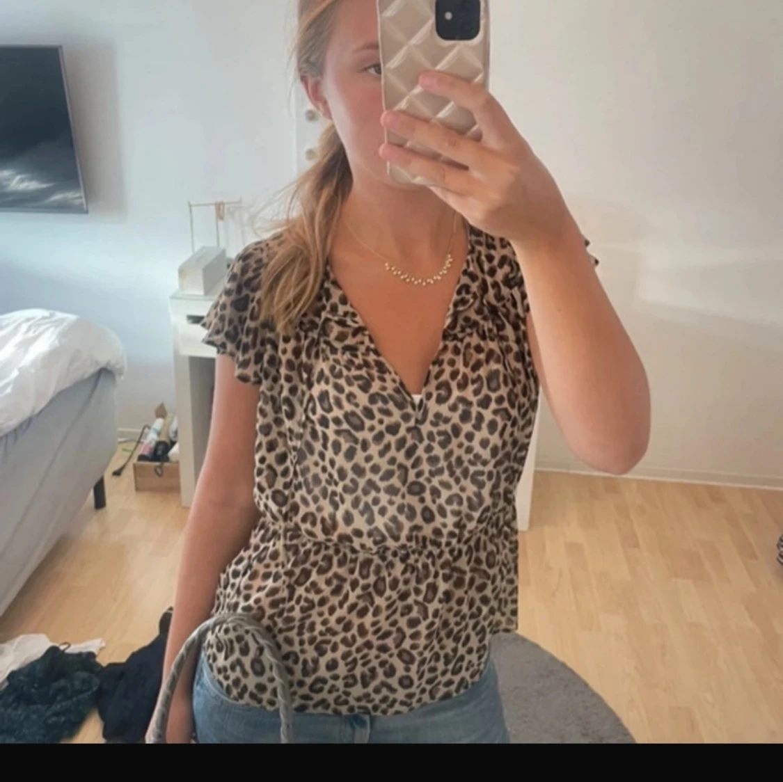 Leopardmönstrad blus