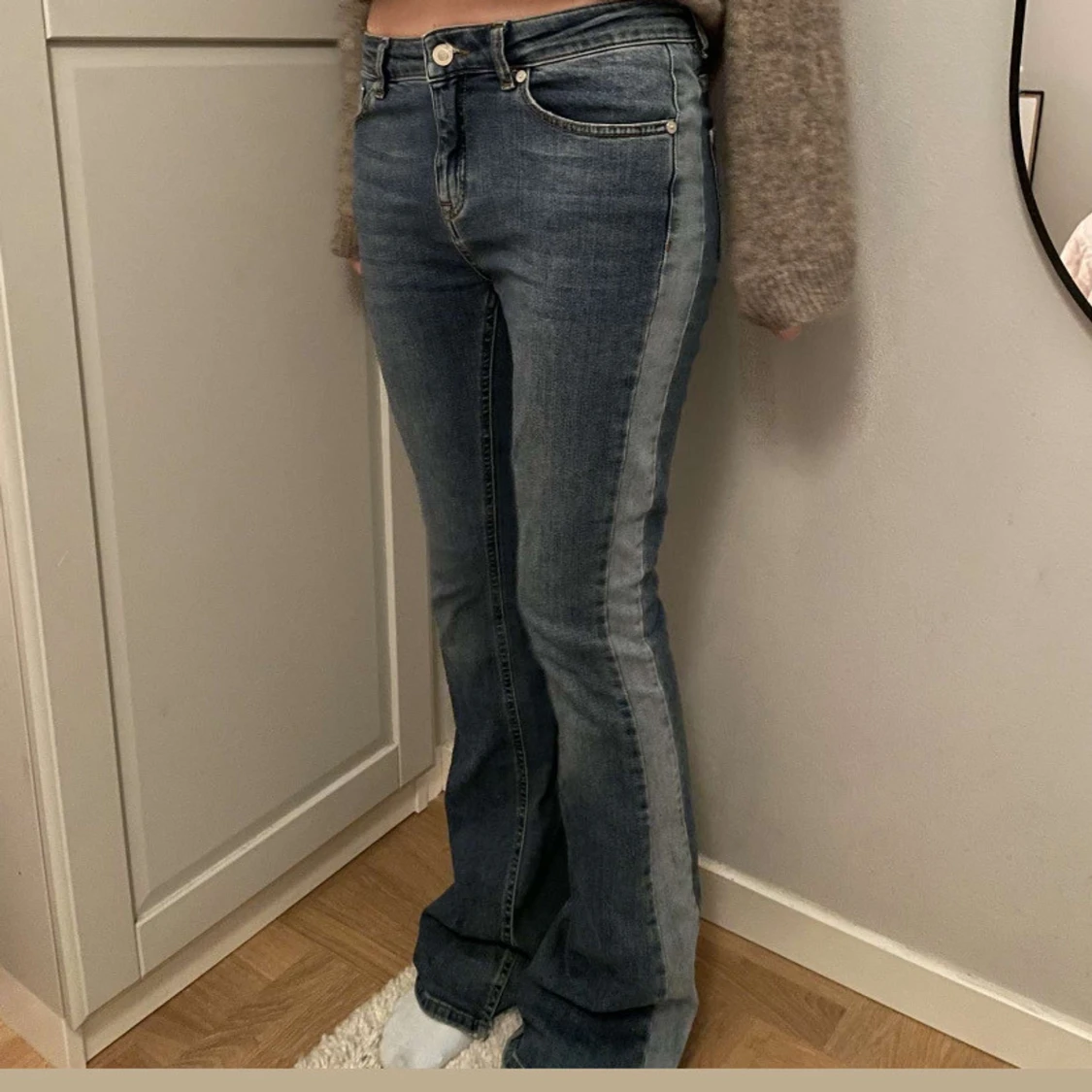 Blå bootcut jeans - 1